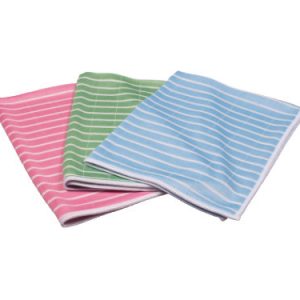 microfiber towel for delicate boat surface